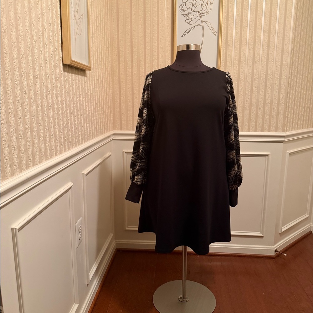 Black Long-Sleeve A-Line Dress with Patterned Balloon Sleeves. New!!